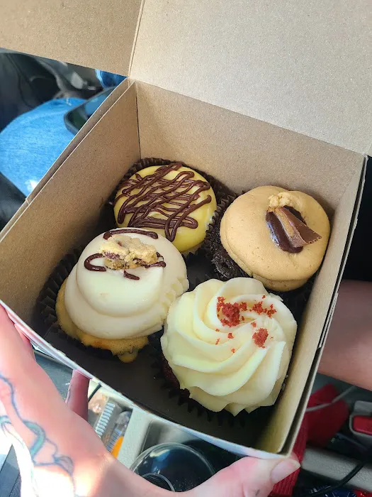 Mrs. Kelder's Cakes Picture 1
