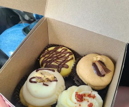 Mrs. Kelder's Cakes