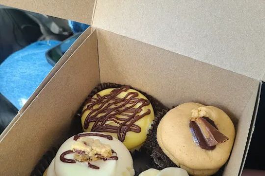 Mrs. Kelder's Cakes