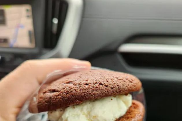 Cape Whoopies, Maine's Gourmet Whoopie Pie