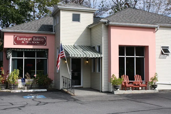 European Bakery and Tea Room Picture 10