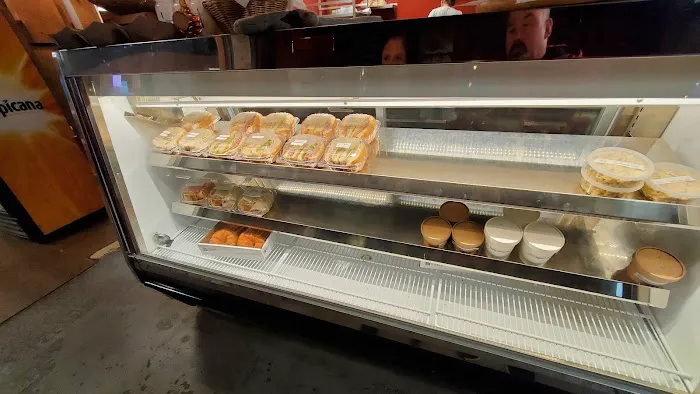 Larkins Deli & Bakery Picture 1