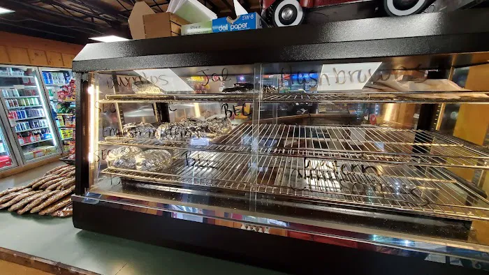 Larkins Deli & Bakery Picture 6