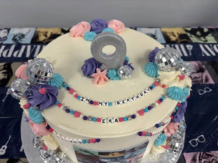 Laura, My Sweets Picture 10