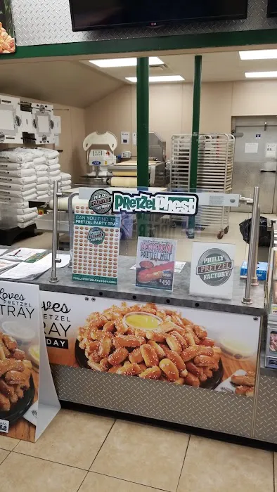 Philly Pretzel Factory Picture 4
