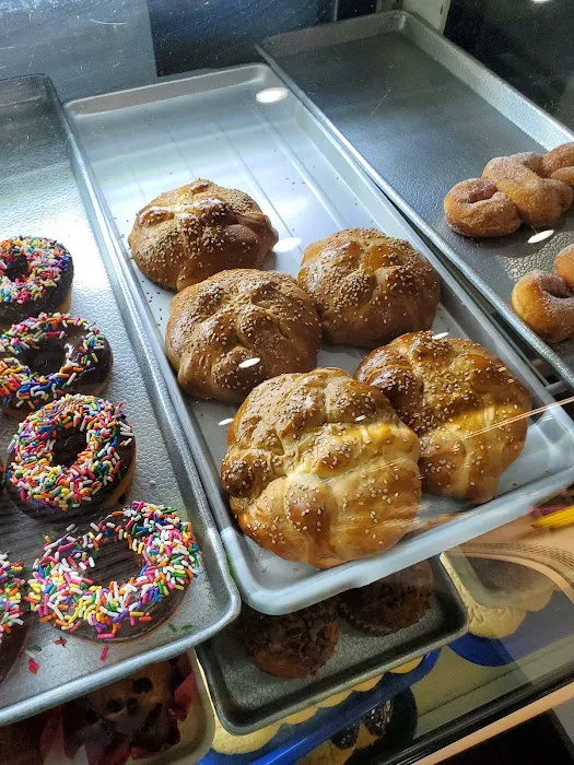 Un Nuevo Renacer Bakery Picture 10