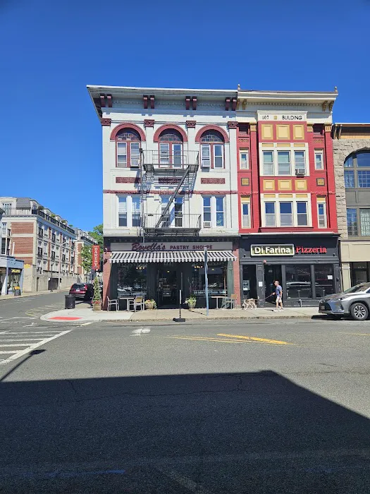 Bovella's Pastry Shoppe Picture 5