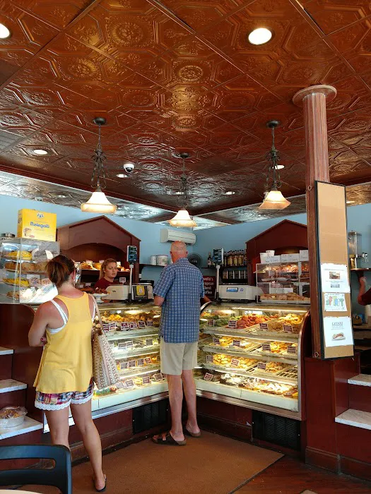 Bovella's Pastry Shoppe Picture 10