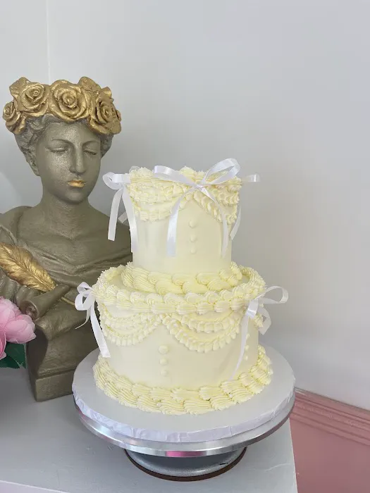 Victoria's Cake Picture 5
