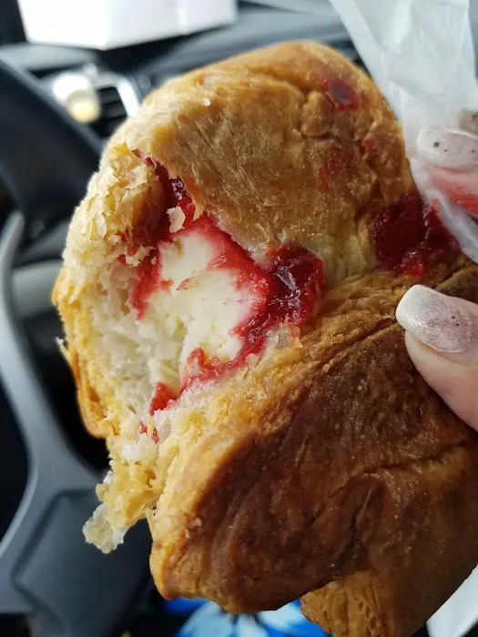 La Bon Bake Shoppes Picture 5