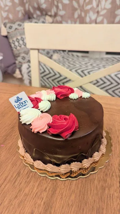 La Bon Bake Shoppes Picture 3