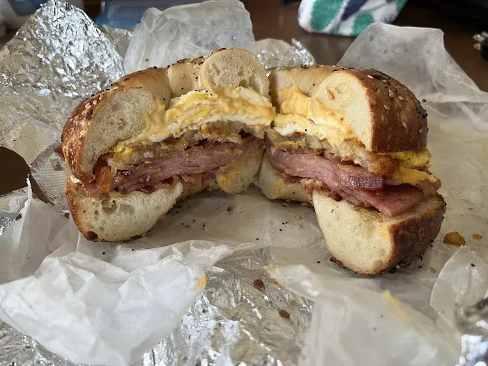 Pierce Street Bagel Cafe Deli & Grill Picture 6