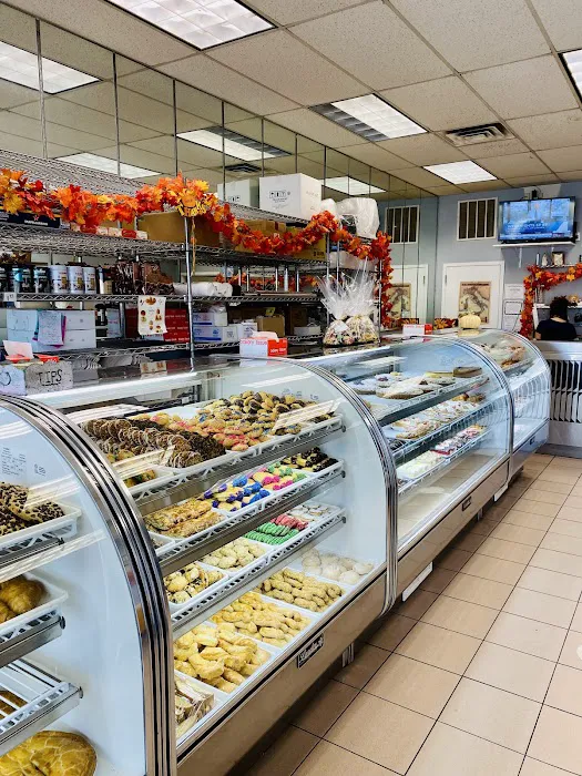 Italian Bakery & Espresso Bar Picture 10