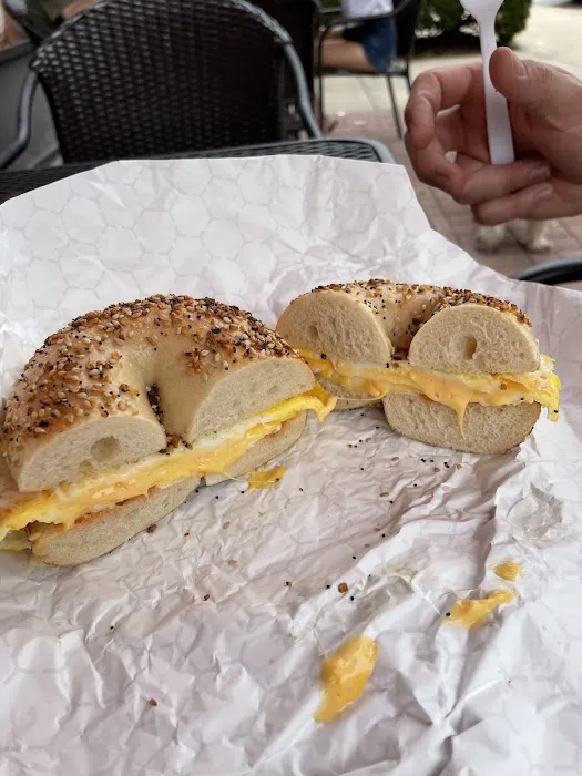 The Bagel Club Picture 4