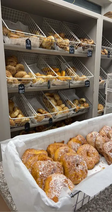 Muheisen's Bagel & Deli Picture 6