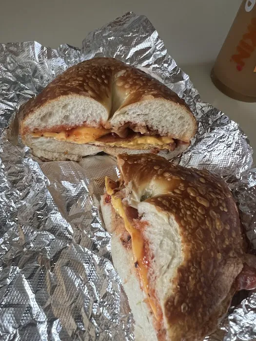 Muheisen's Bagel & Deli Picture 2