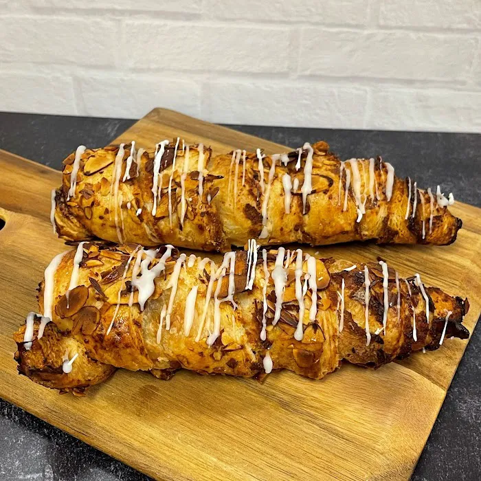 La Bon Bake Shoppes Picture 8