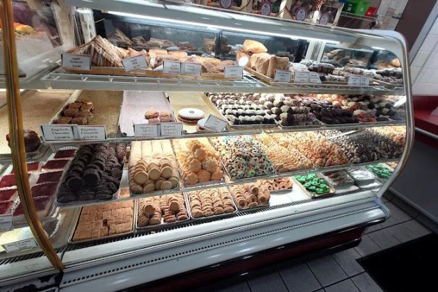 La Bon Bake Shoppes