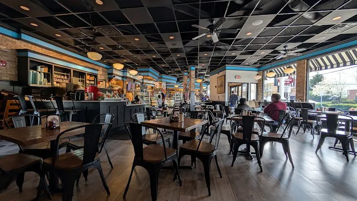 Bovella's Bakery Cafe Picture 8