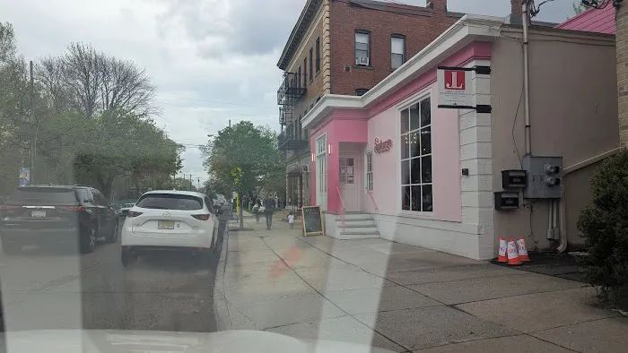 Splurge Bakery Picture 3