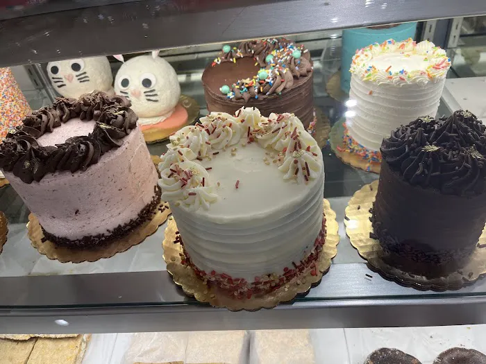 Splurge Bakery Picture 4