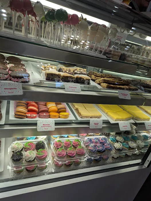 Splurge Bakery Picture 2