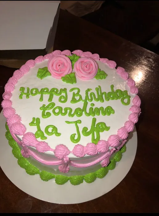 Mommy's Dominican Cakes Picture 3
