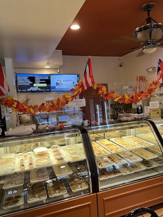 Borinquen Bakery Picture 6