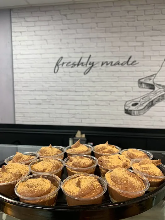Breakin' Bread Bakery Picture 3