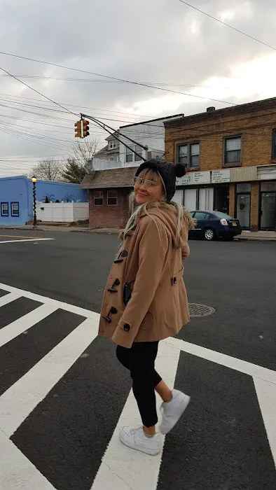 Oasis Pastry Shop Picture 1