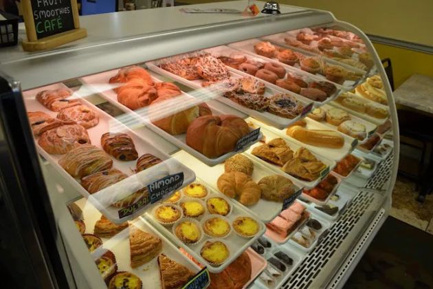 Domingo's Bakery & Restaurant