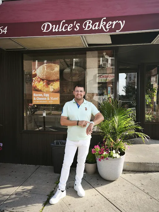 Dulce's Bakery Picture 9