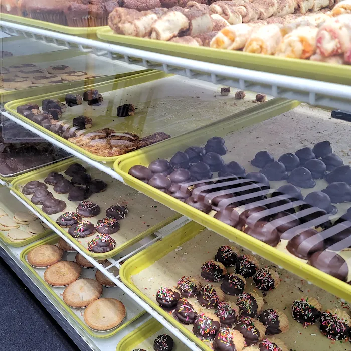 Pastry Palace Bakery Picture 8