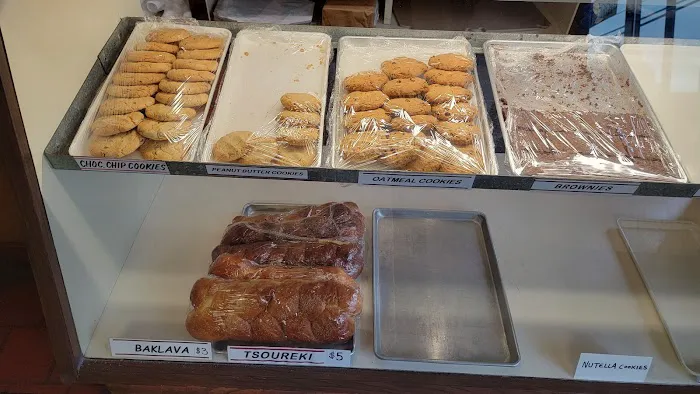Serres Donut Shop Picture 3