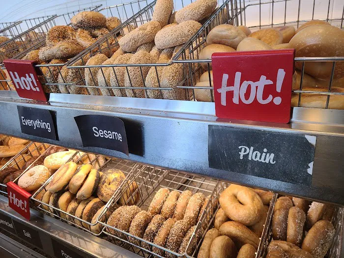 Bruegger's Bagels Picture 6