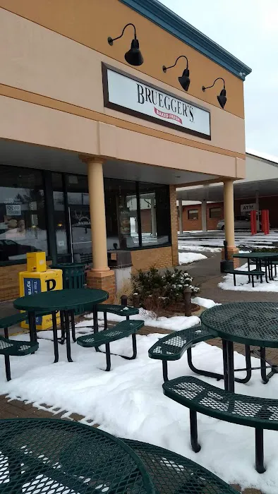 Bruegger's Bagels Picture 7