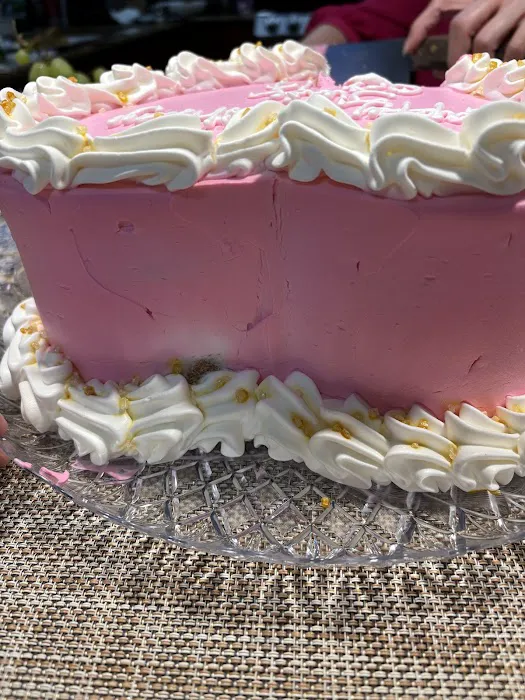 Nino's Italian Bakery Picture 2