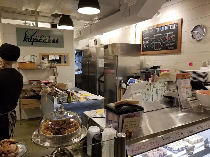 b+b bakery Picture 1