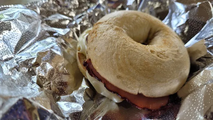 Mister Bagel Picture 7
