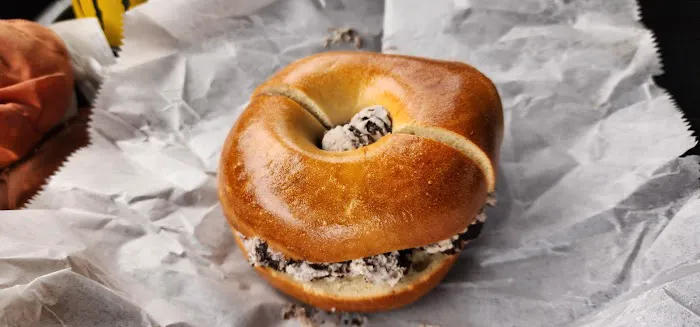 Huddy's Bagels, Coffee, Sandwiches Picture 2