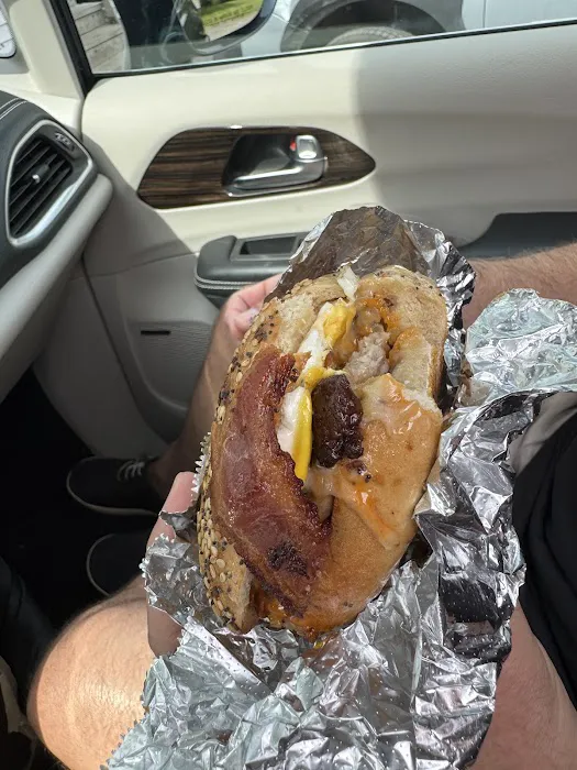 Huddy's Bagels, Coffee, Sandwiches Picture 6
