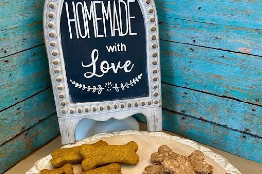 Biscuit Eaters - Gourmet Dog Treats