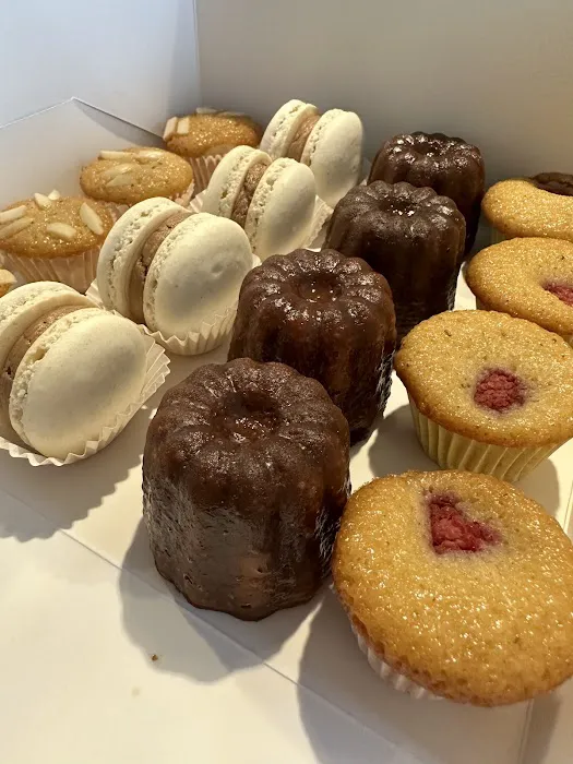 CANELE BAKERY Picture 8