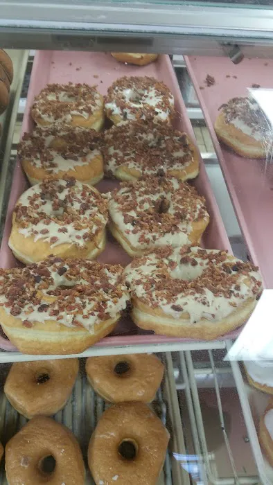 Suzy Jo Donuts Picture 6