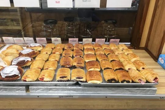 Fleck's Bakery