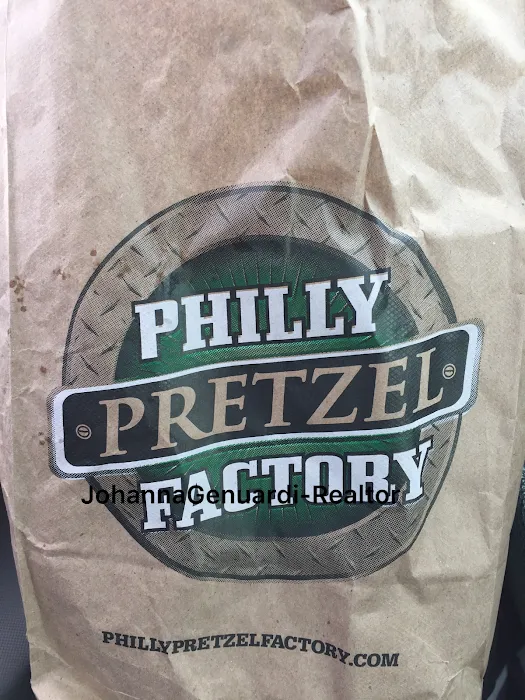 Philly Pretzel Factory Picture 10