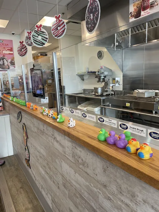 Duck Donuts Picture 4
