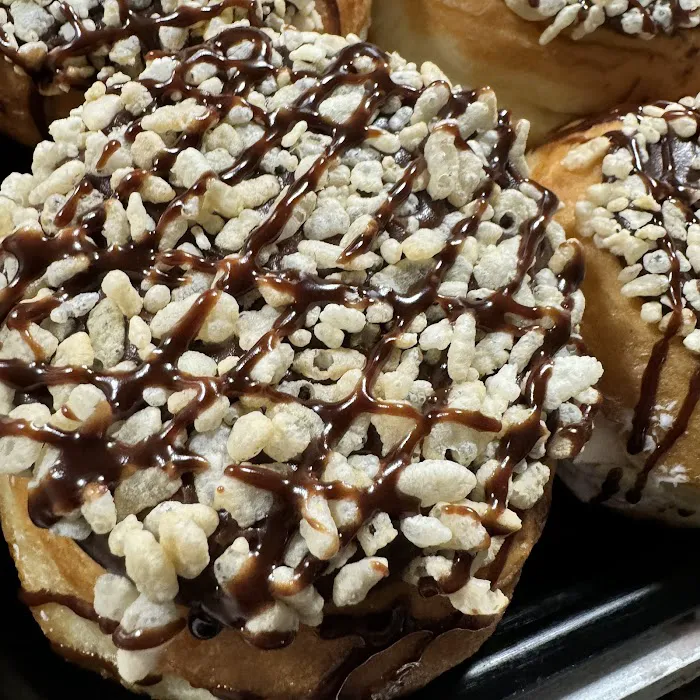 W Donuts Akron Picture 2