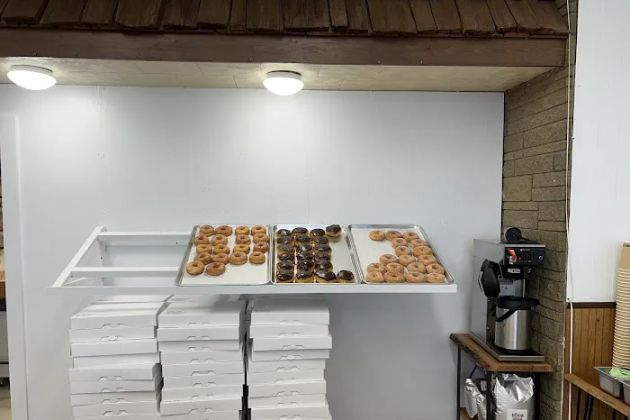 W Donuts Akron