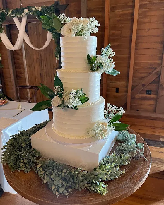 Creation Cakes & Desserts Picture 6